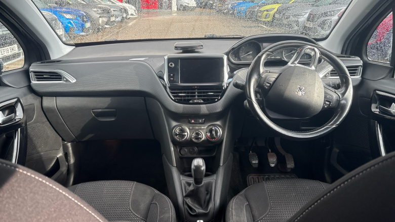 Peugeot 208 1.2 PureTech 82 Allure 5dr Petrol Hatchback